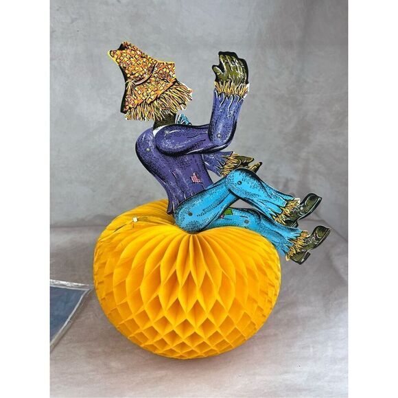 Vintage Halloween Die Cut Pumpkin Scarecrow - Picture 8 of 8